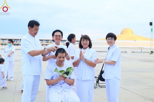 ภาพ No.99918:พิธีปลงผมธรรมทายาท โครงการอุปสมบทบูชาธรรมมหาปูชนียาจารย์ พ.ศ. 2566 ณ ลานธรรม มหาวิหารคด 8-9 ศูนย์อบรมวัดพระธรรมกาย วันอาทิตย์ที่ 3 ธันวาคม พ.ศ. 2566