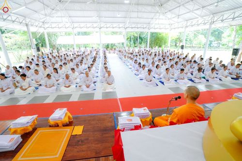 ภาพ No.247848:วันที่ 19-21 กันยายน พ.ศ. 2568 โครงการอบรมอุบาสิกาแก้ว รุ่นที่ 2 ณ ศูนย์ปฏิบัติธรรมจังหวัดบุรีรัมย์