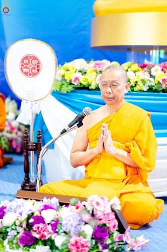 ภาพ No.235303:วันที่ 27 กรกฎาคม พ.ศ. 2568 พิธีตักบาตรฉลองพระใหม่ โครงการบรรพชาและอุปสมบทมู่รุ่นเข้าพรรษา ณ วัดพระธรรมกาย