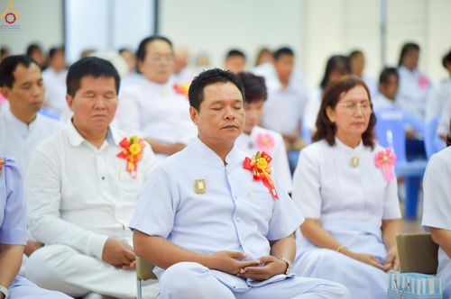 ภาพ No.249931:วันอังคารที่ 30 กันยายน พ.ศ. 2568 พิธีตอกเสามงคลต้นแรกอาคารเศรษฐีถาวร ที่พักผู้มาปฏิบัติธรรม ณ ศูนย์ปฏิบัติธรรมจันทบุรี