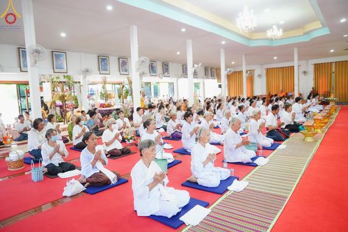 ภาพ No.166523:พิธีทอดกฐิน ณ วัดศรีพัฒนาราม อ.วังสะพุง จ.เลย ในโครงการกฐินสามัคคีทั่วไทย 30,000 วัด บูชาธรรม 80 ปี หลวงพ่อธัมมชโย โดยคณะศิษยานุศิษย์วัดพระธรรมกาย วันที่ 22 ตุลาคม พ.ศ. 2567