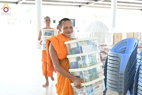 ภาพ No.225906:วันเสาร์ที่ 24 พฤษภาคม พ.ศ. 2568 พิธีถวายสังฆทาน 323 วัด ปีที่ 21 ครั้งที่ 177 พิธีมอบกองทุนหนุนแรงใจช่วยครูใต้ ปีที่ 18 ครั้งที่ 141 และพิธีทำบุญอุทิศส่วนกุศลให้ผู้วายชนม์ ณ ศูนย์ปฏิบัติธรรมภาคใต้ จ.สงขลา