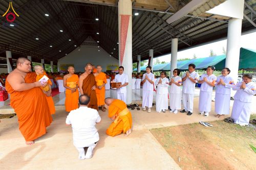 ภาพ No.230515:วันอาทิตย์ที่ 29 มิถุนายน พ.ศ. 2568  งานสัมมนาคณะสงฆ์จังหวัดอำนาจเจริญ โครงการกฐินสามัคคีทั่วไทย 30,000 วัด บูชาธรรม 81 ปี หลวงพ่อธัมมชโย และพิธีถวายสังฆทาน 409 วัด ครบรอบ 9 ปี ณ ธุดงคสถานอำนาจเจริญ