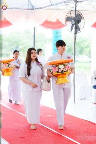 ภาพ No.146642:พิธีทอดผ้าป่าสร้างหลังคาอาคาร 80 ปี หลวงพ่อธัมมชโย ณ ศูนย์ปฎิบัติธรรมวิหารแดง จังหวัดสระบุรี วันอาทิตย์ที่ 28 กรกฎาคม พ.ศ. 2567