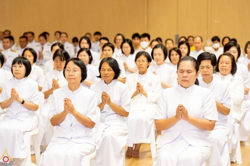 ภาพ No.234904:พิธีเจริญพระพุทธมนต์ ปฎิบัติธรรมเจริญสมาธิภาวนา และพิธีทำบุญตักบาตร เพื่อถวายเป็นพระราชกุศลแด่พระบาทสมเด็จพระวชิรเกล้าเจ้าอยู่หัว เนื่องในโอกาสวันเฉลิมพระชนมพรรษา 28 กรกฎาคม พ.ศ. 2568 ณ ห้องแก้วสารพัดนึก 2 วัดพระธรรมกาย อ.คลองหลวง จ.ปทุมธานี