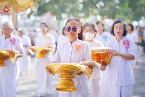 ภาพ No.204619:พิธีทอดผ้าป่าทำนุบำรุงศาสนสถาน ณ วัดเกิดการอุดม ตำบลคลองสาม อำเภอคลองหลวง จังหวัดปทุมธานี ในโครงการธรรมยาตรา กตัญญูบูชา มหาปูชนียาจารย์ พระมงคลเทพมุนี(สด จนฺทสโร) พระผู้ปราบมาร อนุสรณ์สถาน 7 แห่ง ปีที่ 13 วันที่ 30 มกราคม พ.ศ. 2568
