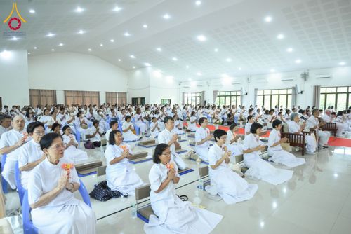 ภาพ No.270218:วันอาทิตย์ที่ 9 พฤศจิกายน พ.ศ. 2568 พิธีทอดผ้าป่าสร้างองค์พระเจดีย์สระบุรี สถาปนาองค์พระเจดีย์ เพื่อสร้างสันติภาพโลก ณ ศูนย์ปฏิบัติธรรมสระบุรี อ.พระพุทธบาท จ.สระบุรี