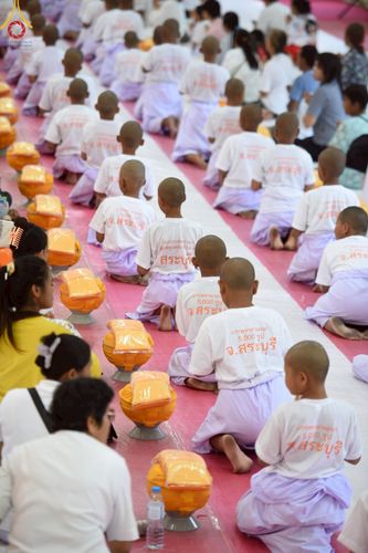 ภาพ No.216352:วันเสาร์ที่ 5 เมษายน พ.ศ. 2568 พิธีขอบรรพชา พิธีขอสรณคมน์และศีล พิธีขอนิสสัย พิธีถวายบาตร ในโครงการบรรพชาสามเณรฟื้นฟูพระพุทธศาสนาทั่วไทย  ณ วัดพระพุทธบาท ราชวรมหาวิหาร ต.ขุนโขลน อ.พระพุทธบาท จ.สระบุรี