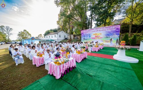 ภาพ No.272739:วันอาทิตย์ที่ 19 ตุลาคม พ.ศ. 2568 พิธีทอดกฐินสามัคคี  ณ วัดพระธรรมกายดีซี สหรัฐอเมริกา 