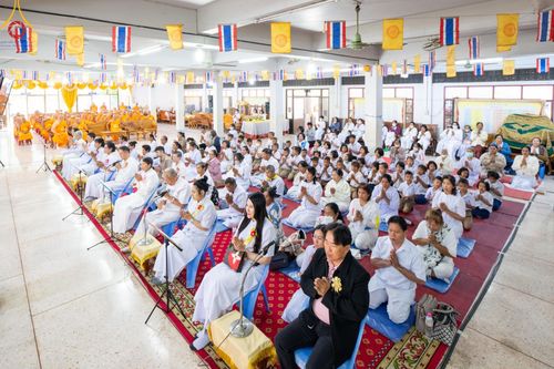 ภาพ No.195186:พิธีทอดผ้าป่าทำนุบำรุงศาสนสถาน ณ วัดพรสวรรค์ ต.หนองบ่อ อ.สองพี่น้อง จ.สุพรรณบุรี ในโครงการธรรมยาตรา กตัญญูบูชา มหาปูชนียาจารย์ พระมงคลเทพมุนี(สด จนฺทสโร) พระผู้ปราบมาร อนุสรณ์สถาน 7 แห่ง ปีที่ 13 วันที่ 13 มกราคม พ.ศ. 2568