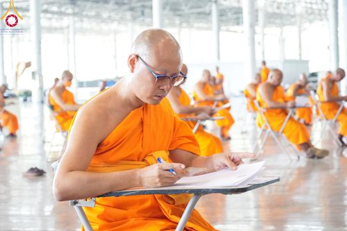 ภาพ No.100202:พิธีสอบธรรมสนามหลวง นักธรรมชั้นโท-เอก วันที่ 29 พฤศจิกายน - 2 ธันวาคม พุทธศักราช 2566 ณ สนามสอบวัดพระธรรมกาย จ.ปทุมธานี