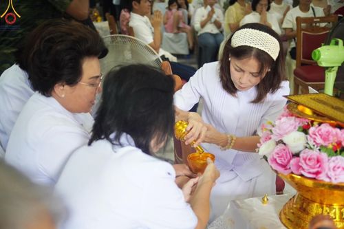 ภาพ No.163106:โครงการกฐินสามัคคีทั่วไทย 30,000 วัด บูชาธรรม 80 ปี หลวงพ่อธัมมชโย โดย คณะศิษยานุศิษย์วัดพระธรรมกาย ณ วัดถ้ำสาริกา อ.เมือง จ.นครนายก วันที่ 19 ตุลาคม พ.ศ. 2567