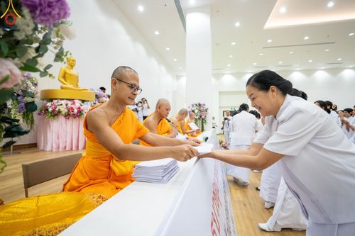 ภาพ No.157338:โครงการ อุบาสกแก้ว อุบาสิกาแก้ว รุ่นที่ 3 ตัวแทนทอดกฐินสามัคคีทั่วไทย 30,000 วัด บูชาธรรม 80 ปี หลวงพ่อธัมมชโย ระหว่างวันที่ 19-22 กันยายน พ.ศ. 2567 โซนกรุงเทพฯ-สมุทรปราการ ณ อาคาร 115 ปี คุณยายอาจารย์ฯ วัดพระธรรมกาย