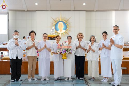 ภาพ No.143166:พิธีถวายภัตตาหารเพื่อเป็นกำลังแห่งการเข้าถึงธรรม ของพระภิกษุสามเณร วัดพระธรรมกาย วันเสาร์ที่ 6 กรกฏาคม พ.ศ. 2567 ณ หอฉันคุณยายอาจารย์ วัดพระธรรมกาย จ.ปทุมธานี