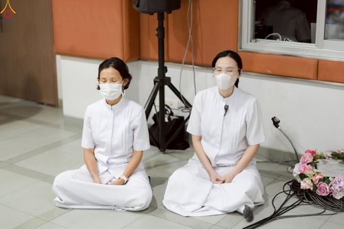 ภาพ No.228202:วันอาทิตย์ที่ 1 มิถุนายน พ.ศ.2568 พิธีถวายมหาสังฆทานพระ 100 รูป สโมสรซุปเปอร์คิดส์ ปีที่ 6 ณ ห้อง SPD 8 สภาธรรมกายสากล วัดพระธรรมกาย