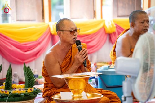 ภาพ No.172582:พิธีทอดกฐิน วัดศรีบุญเรือง จ.สกลนคร ในโครงการกฐินสามัคคีทั่วไทย 30,000 วัด บูชาธรรม 80 ปี หลวงพ่อธัมมชโย โดยคณะศิษยานุศิษย์วัดพระธรรมกาย วันที่ 25 ตุลาคม พ.ศ. 2567