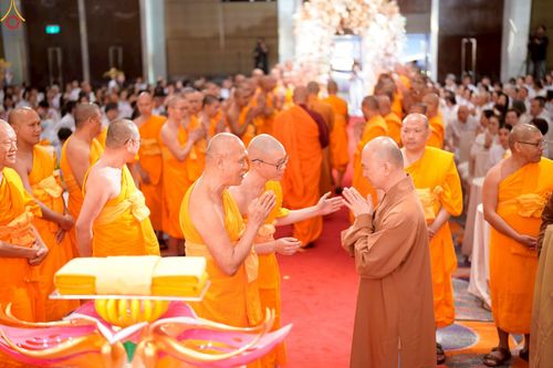 ภาพ No.271431:วันอาทิตย์ที่ 26 ตุลาคม พ.ศ. 2568 พิธีกล่าวสุนทรพจน์รวมสงฆ์ 3 นิกาย  ในวาระครบรอบ 30 ปีวัดพระธรรมกายไทเป