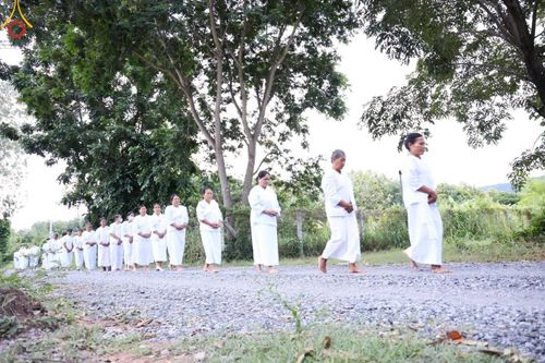 ภาพ No.153873:โครงการอบรมอุบาสก อุบาสิกาแก้ว รุ่นที่ 1 ผู้แทนทอดกฐินสามัคคี 30,000 วัดทั่วไทย ระหว่างวันที่ 6-8 กันยายน พ.ศ. 2567 ณ ศูนย์ปฏิบัติธรรมหนองบัวลำภู