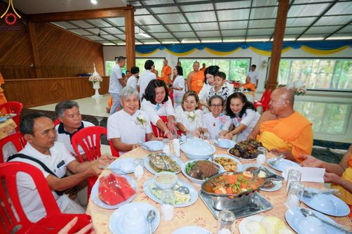 ภาพ No.136829:พิธีทอดผ้าป่า สร้างรั้วลวดหนาม วันพฤหัสบดีที่ 9 พฤษภาคม พ.ศ.2567 ณ ศูนย์อบรมเยาวชนจังหวัดแพร่ อ.วังชิ้น จ.แพร่