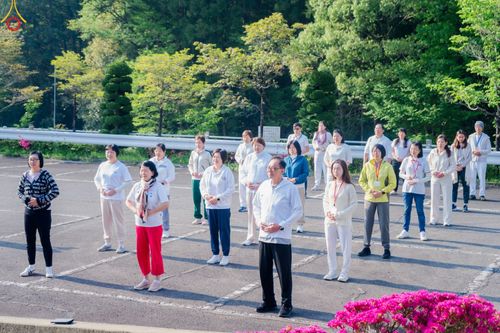 ภาพ No.136470:คณะพระภิกษุสงฆ์และกัลยาณมิตรชาวสิงคโปร์ เดินทางมาปฏิบัติธรรม ณ วัดป่าธรรมกายนานาชาติโทชิหงิ ประเทศญี่ปุ่น ระหว่างวันที่ 27 เมษายน  - 2 พฤษภาคม พ.ศ. 2567