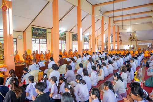 ภาพ No.200364:พิธีทอดผ้าป่าทำนุบำรุงศาสนสถาน ณ วัดผาสุการาม ตำบลบางไทรป่า อำเภอบางเลน จังหวัดนครปฐม ในโครงการธรรมยาตรา กตัญญูบูชา มหาปูชนียาจารย์ พระมงคลเทพมุนี(สด จนฺทสโร) พระผู้ปราบมาร อนุสรณ์สถาน 7 แห่ง ปีที่ 13 วันที่ 22 มกราคม พ.ศ. 2568