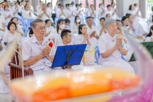 ภาพ No.246839:วันอาทิตย์ที่ 14 กันยายน พ.ศ. 2568 พิธีทอดผ้าป่า ซื้อดิน ปรับพื้นที่ลานธรรม  และพิธีกลั่นแผ่นดิน โปรยทราย สถาปนาองค์พระเจดีย์ เพื่อสร้างสันติภาพโลก  ณ ศูนย์ปฏิบัติธรรมสระบุรี อ.พระพุทธบาท จ.สระบุรี