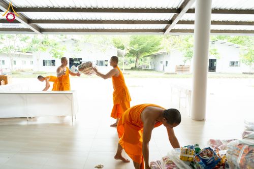 ภาพ No.212415:วันเสาร์ที่ 22 มีนาคม พ.ศ. 2568 พิธีถวายสังฆทานแด่คณะสงฆ์ 323 วัด ปีที่ 21 ครั้งที่ 175 พิธีมอบกองทุนหนุนแรงใจช่วยครูใต้ ปีที่ 18 ครั้งที่ 139 และพิธีทำบุญอุทิศส่วนกุศลให้ผู้วายชนม์ ณ ศูนย์ปฏิบัติธรรมภาคใต้ อำเภอบางกล่ำ จังหวัดสงขลา