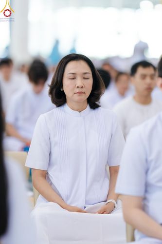 ภาพ No.159143:พิธีบูชาข้าวพระ ในวันอาทิตย์ต้นเดือน วันที่ 6 ตุลาคม พ.ศ. 2567 ณ สภาธรรมกายสากล วัดพระธรรมกาย