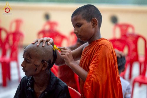 ภาพ No.231027:วันที่ 1 กรกฎาคม พ.ศ. 2568 โครงการบรรพชาสามเณร 300 รูป ถวายเป็นพุทธบูชา  วันอาสาฬหบูชา ณ จุดกำเนิดพระรัตนตรัย  ต้นแหล่งธัมมจักกัปปวัตตนสูตร เมืองพาราณสี  สารนาถ ประเทศอินเดีย