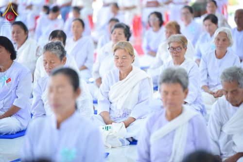 ภาพ No.174214:พิธีทอดกฐินสามัคคีสร้างทุกสิ่ง ปีที่ 8 ณ ธุดงคสถานอำนาจเจริญ ในโครงการกฐินสามัคคีทั่วไทย 30,000 วัด บูชาธรรม 80 ปี หลวงพ่อธัมมชโย โดยคณะศิษยานุศิษย์วัดพระธรรมกาย วันที่ 10 พฤศจิกายน พ.ศ. 2567