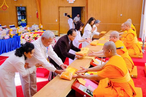 ภาพ No.100790:พิธีทอดกฐินสามัคคี "เพื่อสร้างทุกสิ่ง"  ณ วัดพระธรรมกายมินเนโซตา สหรัฐอเมริกา วันอาทิตย์ที่ 12 พฤศจิกายน พ.ศ. 2566