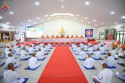 ภาพ No.278080:วันเสาร์ที่ 6 ธันวาคม พ.ศ. 2568 พิธีเวียนประทักษิณ ขอขมามอบผ้าไตร บรรพชาอุปสมบทหมู่ธรรมทายาท จำนวน 53 รูป โครงการอุปสมบทหมู่ รุ่นบูชาธรรมมหาปูชนียาจารย์ ประจำปี 2568 จังหวัดสระบุรี