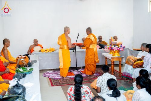 ภาพ No.175727:พิธีทอดผ้าป่าสมทบกฐิน ณ วัดกัลปิติยะ ปูรณะ เมืองมาตะเล ศรีลังกา โดยมูลนิธิธรรมกาย ในนามหลวงพ่อธัมมชโย วันที่ 6 พฤศจิกายน พ.ศ. 2567