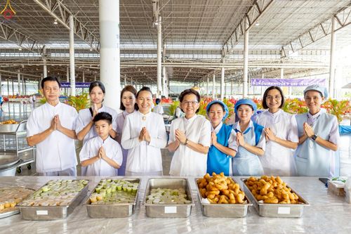 ภาพ No.238286:วันอาทิตย์ที่ 3 สิงหาคม พ.ศ. 2568 ภาพเจ้าหน้าที่ทุกสถานะ ปฏิบัติหน้าที่ ในงานวันสมาธิโลก วัดพระธรรมกาย