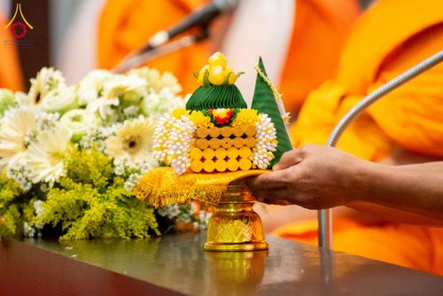 ภาพ No.218035:วันอาทิตย์ที่ 13 เมษายน พ.ศ. 2568 พิธีตักบาตรฉลองสามเณรใหม่ 75 รูป เนื่องในวันสงกรานต์ (โครงการบรรพชาสามเณรฟื้นฟูพระพุทธศาสนาทั่วไทย ประจำปีพุทธศักราช 2568) ณ ศูนย์ปฏิบัติธรรมระยอง(บ้านช่องลม) ตำบลบางบุตร อำเภอบ้านค่าย จังหวัดระยอง