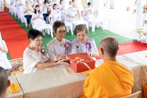 ภาพ No.157200:พิธีทอดผ้าป่าติดตั้งอิฐมวลเบาและฝ้าเพดาน ณ ศูนย์ปฏิบัติธรรมน้ำใสใจสว่าง บางกอกน้อย กรุงเทพมหานคร วันเสาร์ที่ 14 กันยายน พ.ศ. 2567