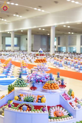 ภาพ No.134028:พิธีบูชาข้าวพระ  ในวันอาทิตย์ต้นเดือนที่ 7 เมษายน พ.ศ. 2567 ณ วัดพระธรรมกาย จ.ปทุมธานี