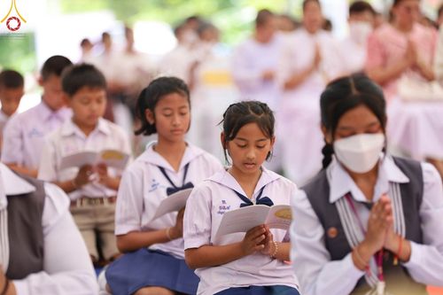 ภาพ No.94658:พิธีทอดกฐินสามัคคี สร้างกุฏิสงฆ์หลังแรก ณ ศูนย์ปฏิบัติธรรมและอบรมเยาวชนเมืองยะลา (ถนนเวฬุวัน ซอยเศรษฐี) วันที่ 15 พฤศจิกายน พ.ศ. 2566
