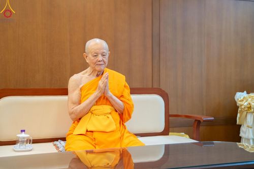ภาพ No.145902:พิธีเจริญพระพุทธมนต์และมอบผ้าไตร โครงการปฐมอุปสมบทสมโภช วัดพระธรรมกายโทชิหงิ ประเทศญี่ปุ่น บูชาธรรมหลวงพ่อธัมมชโย เนื่องในโอกาสเจริญอายุวัฒนมงคล 80 ปี (22 เมษายน พ.ศ.2567) วันพฤหัสบดีที่ 25 กรกฎาคม พ.ศ. 2567 ณ อาศรมบัณฑิต วัดพระธรรมกาย จัดโดย คณะศิษยานุศ