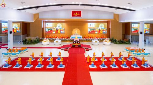 ภาพ No.244121:วันอาทิตย์ที่ 7 กันยายน พ.ศ. 2568 พิธีทอดผ้าป่าสมทบกฐินวัดพระธรรมกาย และสมทบกฐิน 30,000 วัดทั่วไทย ครั้งที่ 2 ณ ห้องแก้วสารพัดนึก 1 วัดพระธรรมกาย