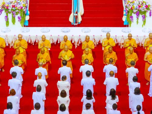 ภาพ No.341927:วันพุธที่ 29 กรกฎาคม พ.ศ. 2569 พิธีประดิษฐานพระบรมสารีริกธาตุภายในเกศดอกบัวตูมองค์พระธรรมกายเพื่ออัญเชิญไปประดิษฐาน  วัดพุทธสันติวัน ธรรมชัย เมืองนาคปูร์ รัฐมหาราษฏระ ประเทศอินเดีย ณ  วัดพระธรรมกาย จ.ปทุมธานี