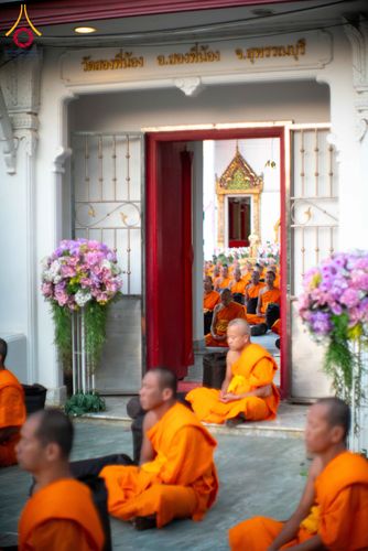 ภาพ No.294621:วันอาทิตย์ที่ 14 ธันวาคม พ.ศ.2568 พระธรรมยาตราปฏิบัติธรรมและถ่ายภาพหมู่ประวัติศาสตร์ ณ วัดสองพี่น้อง ต.ต้นตาล อ.สองพี่น้อง จ.สุพรรณบุรี ในโครงการธรรมยาตรา กตัญญูบูชา มหาปูชนียาจารย์ พระมงคลเทพมุนี(สด จนฺทสโร) พระผู้ปราบมาร อนุสรณ์สถาน 7 แห่ง ปีที่ 14