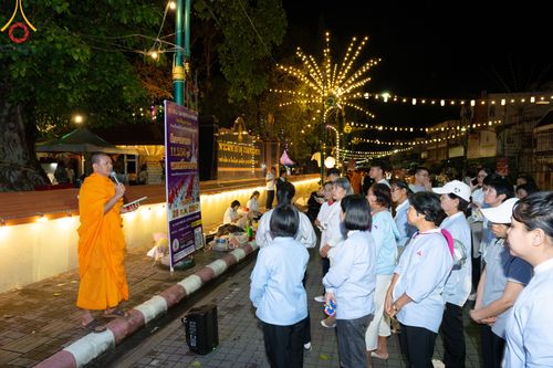 ภาพ No.311118:วันเสาร์ที่ 28 กุมภาพันธ์ พ.ศ. 2569 พิธีตักบาตรพระมหากุศล 11,250 รูป เฉลิมฉลอง 1,250 ปีศรีธรรมราชเจดีย์ สู่มรดกโลก ณ ถนนราชดำเนิน บริเวณหน้าวัดพระมหาธาตุวรมหาวิหาร อ.เมือง จ.นครศรีธรรมราช