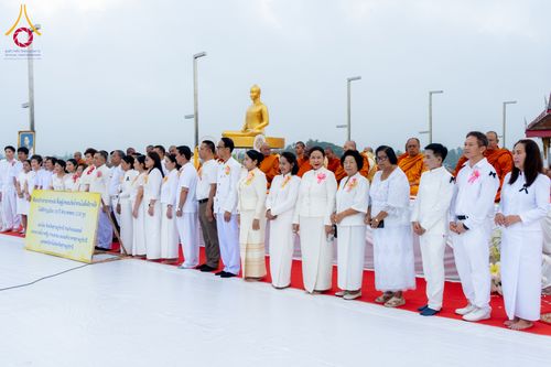 ภาพ No.284676:วันอาทิตย์ที่ 14 ธันวาคม พ.ศ.2568  พิธีทำบุญเมืองสุราษฎร์ธานี 110ปี และพิธีตักบาตรพระสงฆ์ 1,110 รูป  ณ บริเวณริมน้ำวัดกลาง (เก่า) ถนนบ้านดอน ตำบลตลาดใหม่ อำเภอเมือง จังหวัดสุราษฎร์ธานี