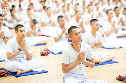 ภาพ No.350092:วันที่ 17-18 กันยายน พ.ศ. 2569 โครงการบรรพชาพัฒนาคุณธรรม จริยธรรม สำหรับนักเรียนนายสิบตำรวจ (นสต.) รุ่นที่ 16 ศูนย์ฝึกอบรมตำรวจภูธรภาค 1  ได้จัดกิจกรรม ณ สภาธรรมกายสากล ห้องแก้ว2