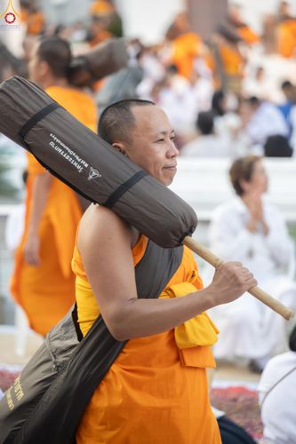 ภาพ No.295223:วันที่ 16 มกราคม พ.ศ. 2569 พิธีต้อนรับพระธรรมยาตรา อนุสรณ์สถานลำดับที่ 4 (ภาพชุดที่ 2) สถานที่เกิดด้วยกายธรรม ณ วัดโบสถ์บน ต.บางคูเวียง จ.นนทบุรี ในโครงการธรรมยาตรา กตัญญูบูชา มหาปูชนียาจารย์ พระมงคลเทพมุนี(สด จนฺทสโร) พระผู้ปราบมาร อนุสรณ์สถาน 7 แห่ง ปี