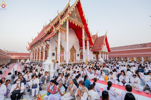 ภาพ No.294347:วันที่ 14 มกราคม พ.ศ. 2569 พิธีตักบาตรพระธรรมยาตรา ณ วัดสองพี่น้อง ต.ต้นตาล อ.สองพี่น้อง จ.สุพรรณบุรี ในโครงการธรรมยาตรา กตัญญูบูชา มหาปูชนียาจารย์ พระมงคลเทพมุนี(สด จนฺทสโร) พระผู้ปราบมาร อนุสรณ์สถาน 7 แห่ง ปีที่ 14