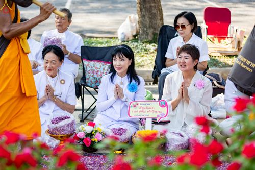 ภาพ No.305792:วันที่ 25 มกราคม พ.ศ. 2569 พิธีต้อนรับพระธรรมยาตรา วัดพระธรรมกาย(ภาพชุดที่ 3) ในโครงการธรรมยาตรา กตัญญูบูชา มหาปูชนียาจารย์ พระมงคลเทพมุนี(สด จนฺทสโร) พระผู้ปราบมาร อนุสรณ์สถาน 7 แห่ง ปีที่ 14