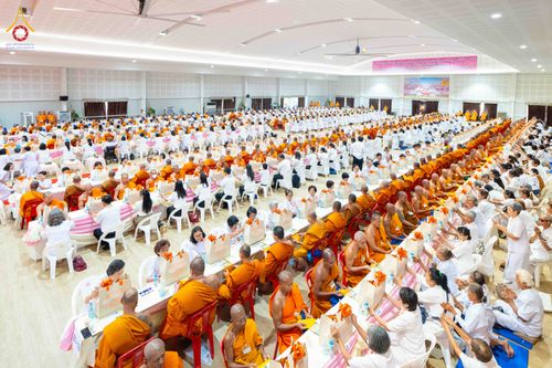 ภาพ No.342711:วันเสาร์ที่ 8 สิงหาคม พ.ศ. 2569  พิธีทักษิณานุปทาน แด่บรรพชนตระกูลผ่องสวัสดิ์และหมู่ญาติที่ล่วงลับไปแล้ว ครั้งที่ 21 ณ พระมหาเจดีย์ทัตตชีโว ศูนย์อบรมเยาวชนกาญจนบุรี