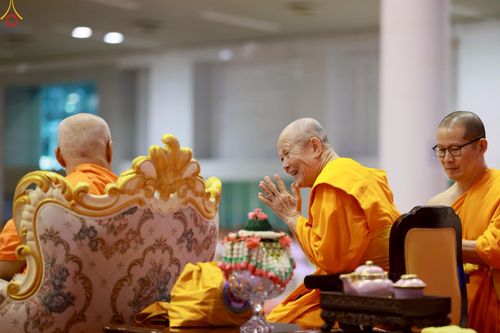 ภาพ No.236291:วันที่ 3 สิงหาคม พ.ศ. 2568 พิธีมุทิตาสักการะพระภิกษุ ผู้สอบได้เปรียญธรรม 9 ประโยค ระดับโลก ปีที่ 37, พิธีมอบโล่และทุนการศึกษา สำนักเรียนบาลีดีเด่นทั่วประเทศ ณ ห้องแก้วสารพัดนึก 1 วัดพระธรรมกาย